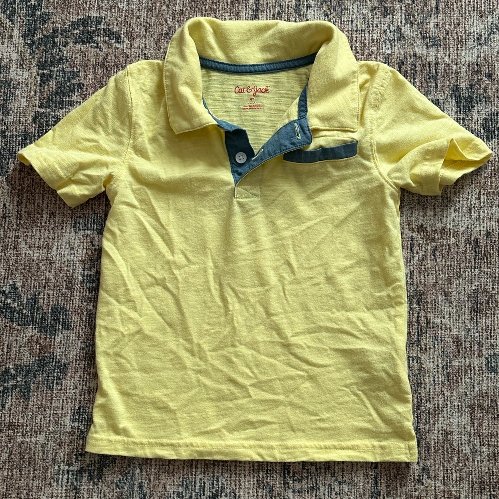 Boys 4T collared t-shirt